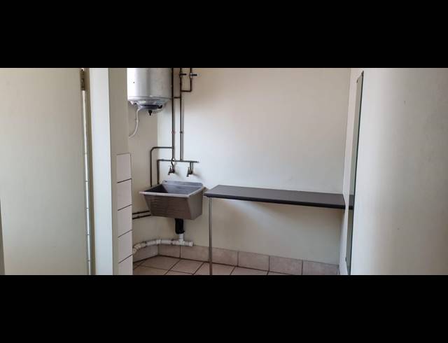 340M² OFFICE TO LET IN KRUGERSDORP CENTRAL